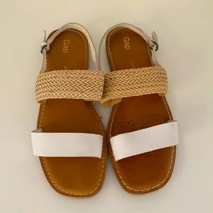 Leather and woven GAP sandals size 8.5